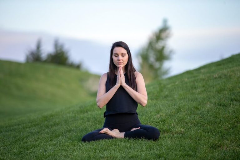 25 CBT Techniques and Worksheets for Cognitive Behavioural Therapy - Online Training Academy CBT Mindfulness Meditation